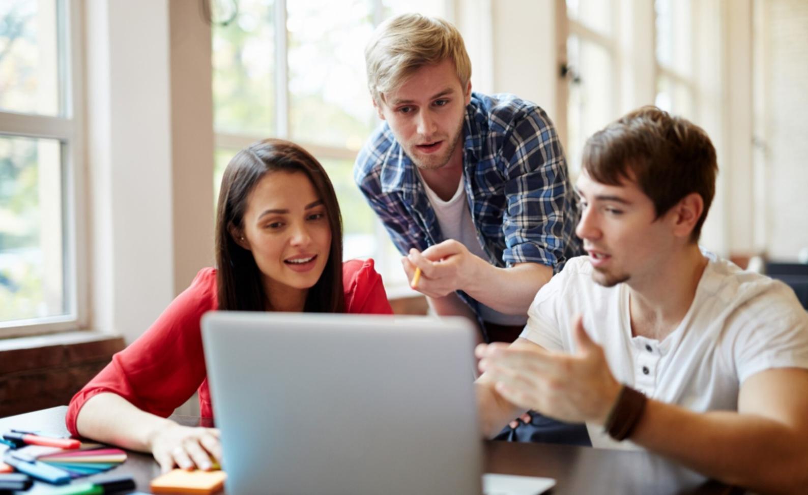 Professional consultation meeting discussing financial planning and cash flow management strategies